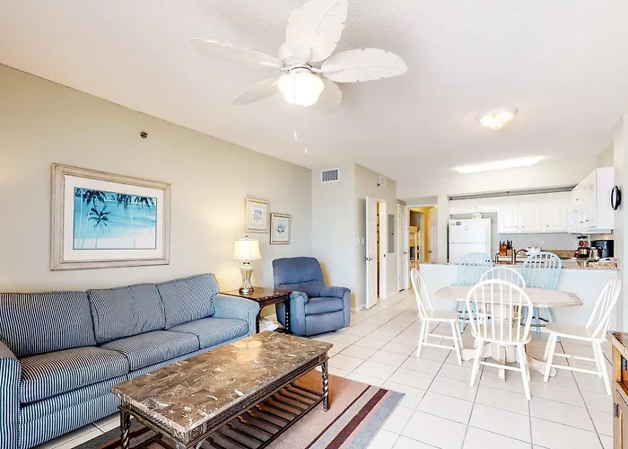 Bright And Nicely Decorated In Gulf-front With Shared Pool Wifi Holiday home