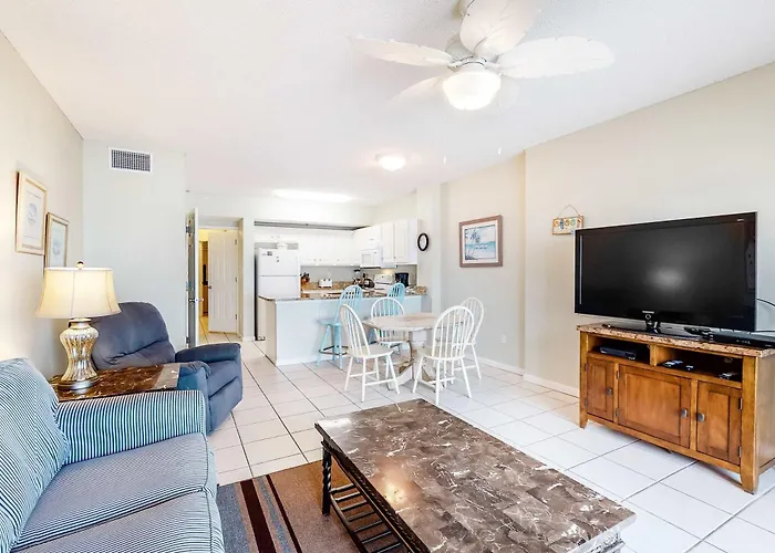 Bright And Nicely Decorated In Gulf-front With Shared Pool Wifi Holiday home